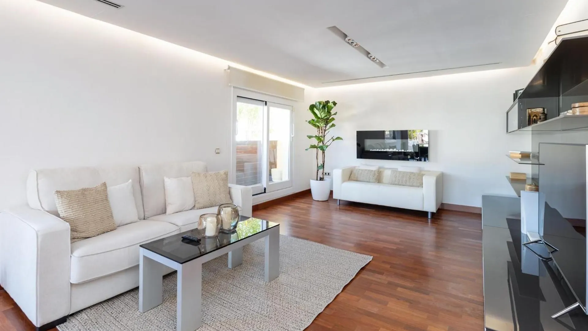 Ganivet Luxury Penthouse Apartment Granada